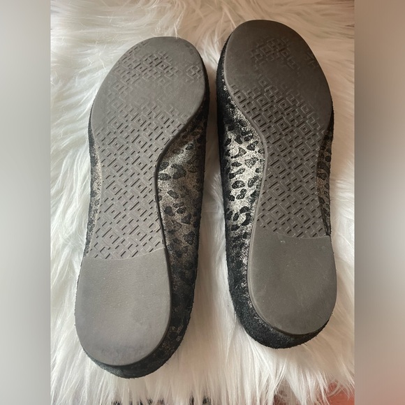 Tory Burch Reva Ballet Flats Shoes Powder Metallic Cheetah With Bag Size 7.5 - Picture 7 of 8